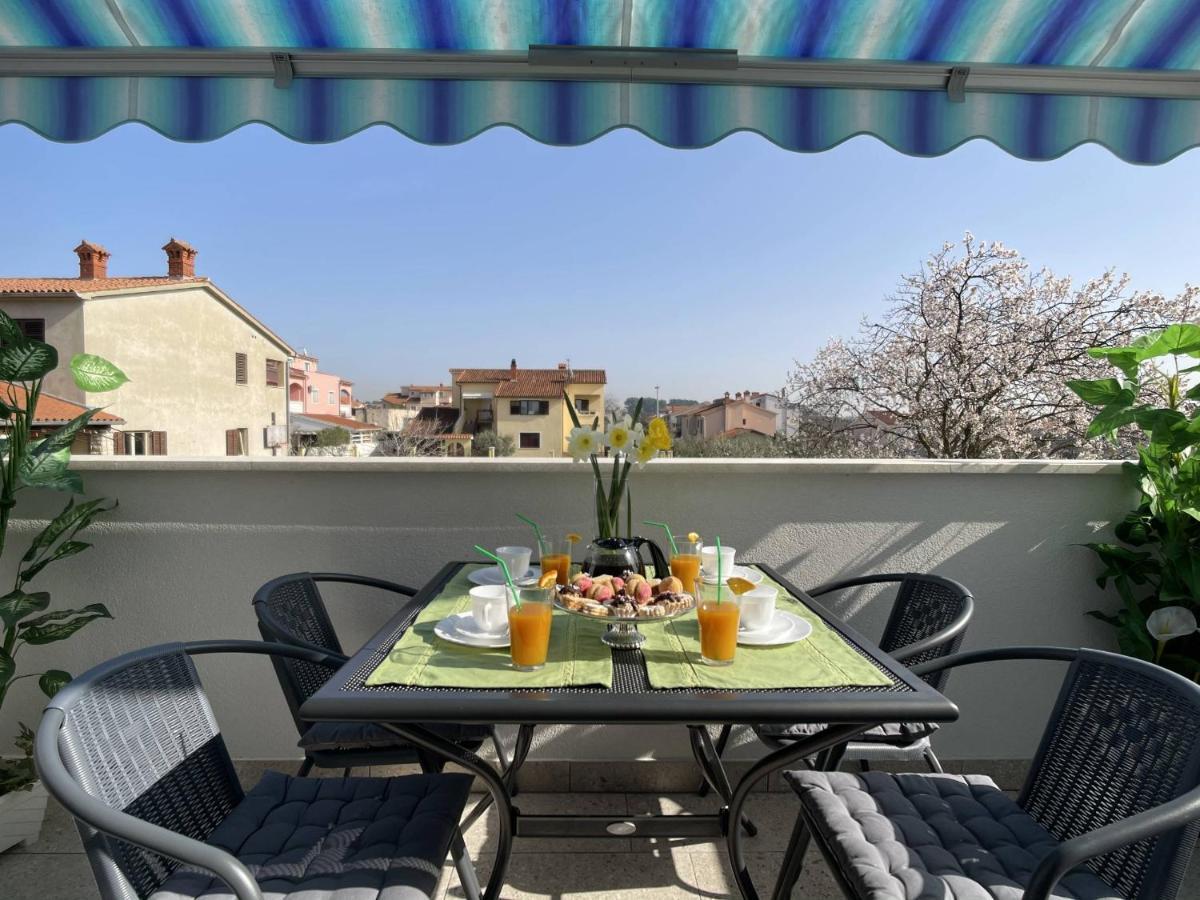 Apartment Kate Pula Bagian luar foto