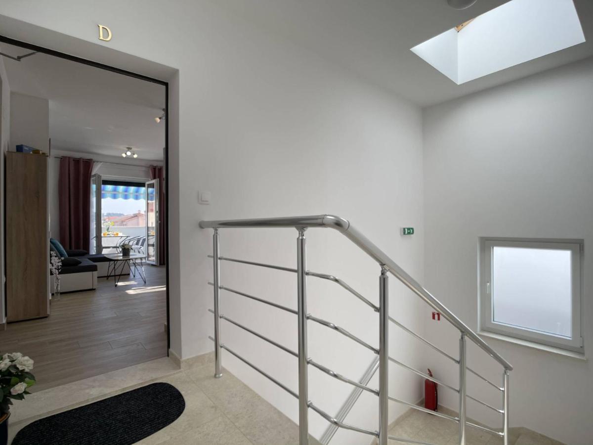 Apartment Kate Pula Bagian luar foto