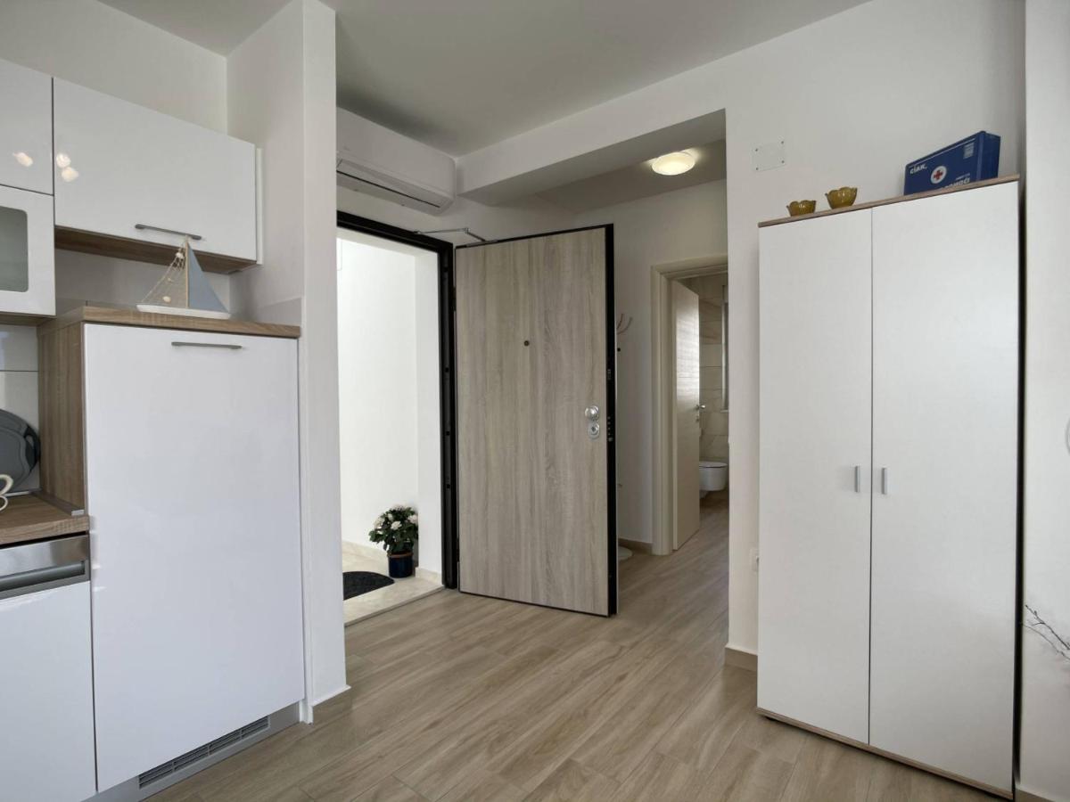 Apartment Kate Pula Bagian luar foto